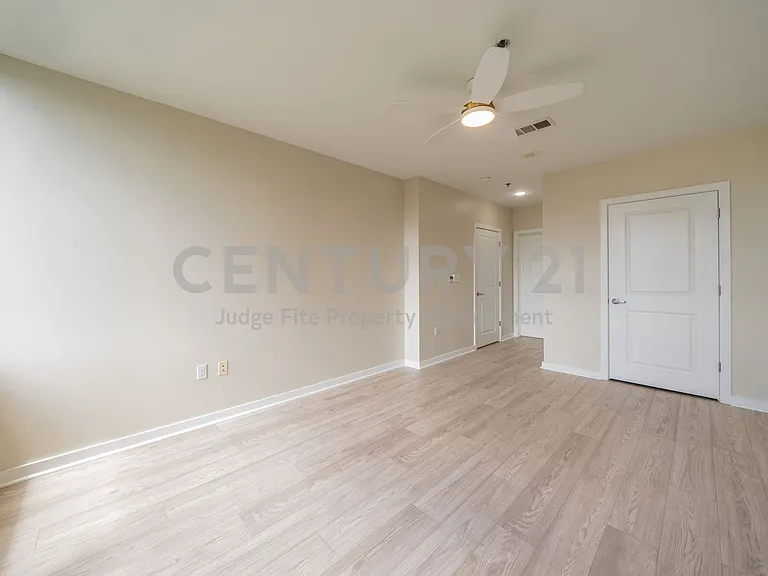 1200 Main St #506 — Photo 21