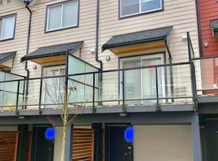 7533 Gilley Ave #1A, Burnaby, BC