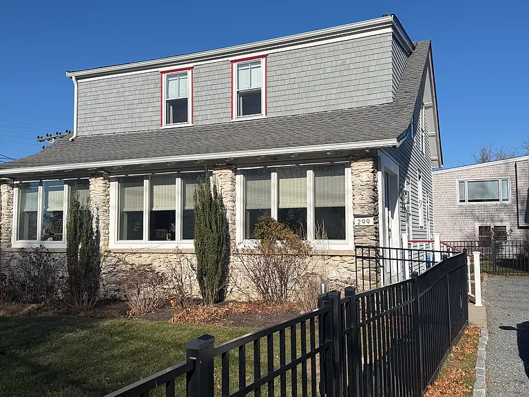 299 Prospect Ave — Photo 1