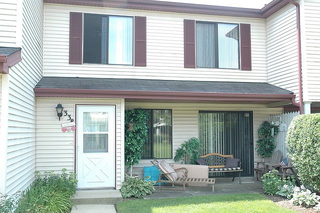 1st image of 338 Washington Ct