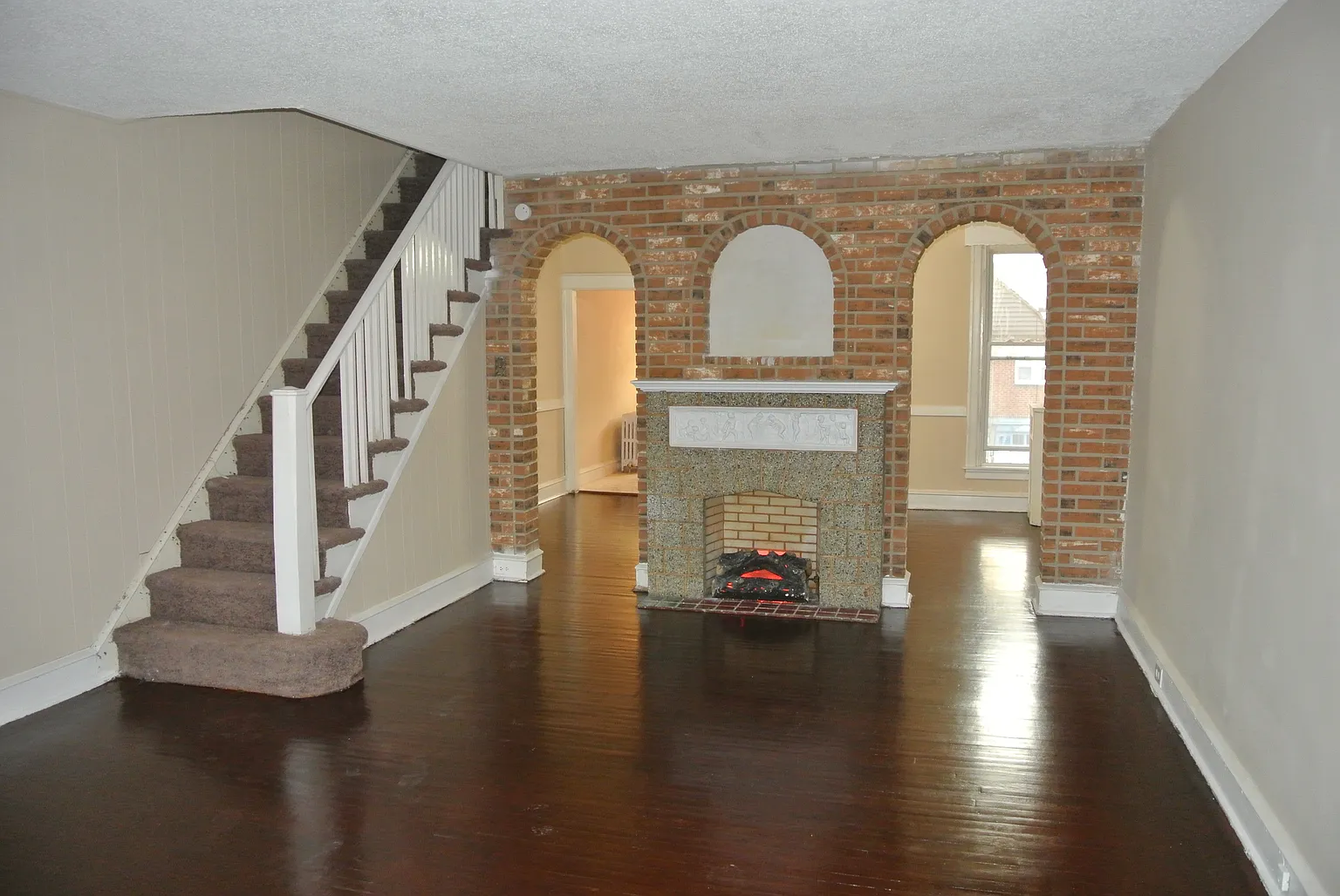 3140 Unruh Ave photo 1