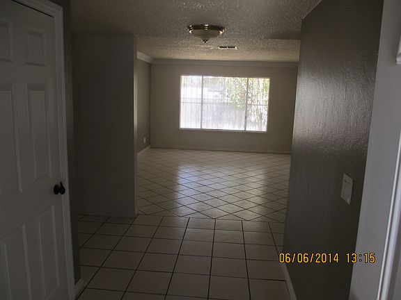 3rd image of 3020 Wilmington Way