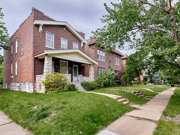 3rd image of 5202 Bancroft Ave #A