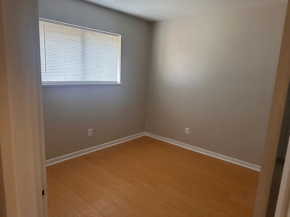 SOL Apartments 400 — Photo 3