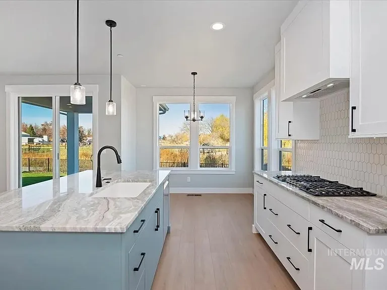 404 Hidden Mill Ct — Photo 5