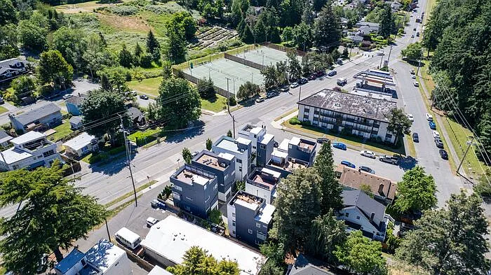 7331 Fauntleroy Way SW — Photo 57