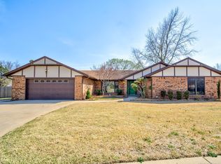 5837 Whitney Ln, Bartlesville, OK 74006