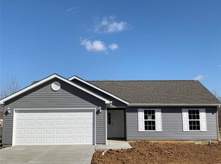 2507 Trojan Cir, Troy, MO 63379