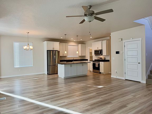 3rd image of 4172 E Tivon Ln