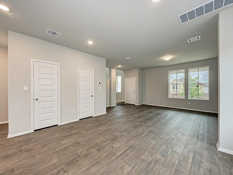 158 Daylily Dr — Photo 11
