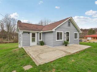 130 Warren Rd, Warrendale, PA 15086