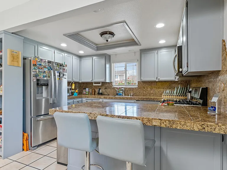 333 Lone Oak Dr — Photo 9