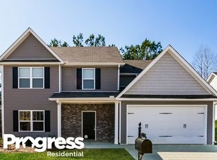 570 Fieldcrest Dr, Dallas, GA 30132