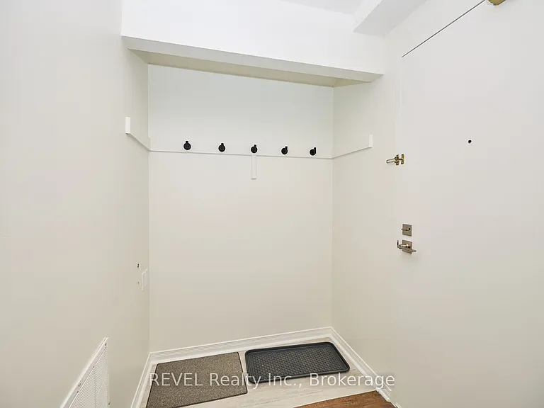 117 Willson Rd #19 — Photo 6