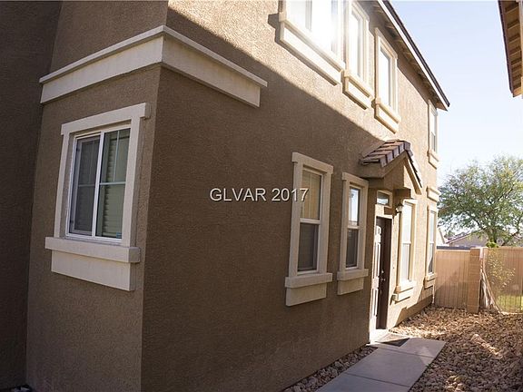 3rd image of 4445 Oberlander Ave