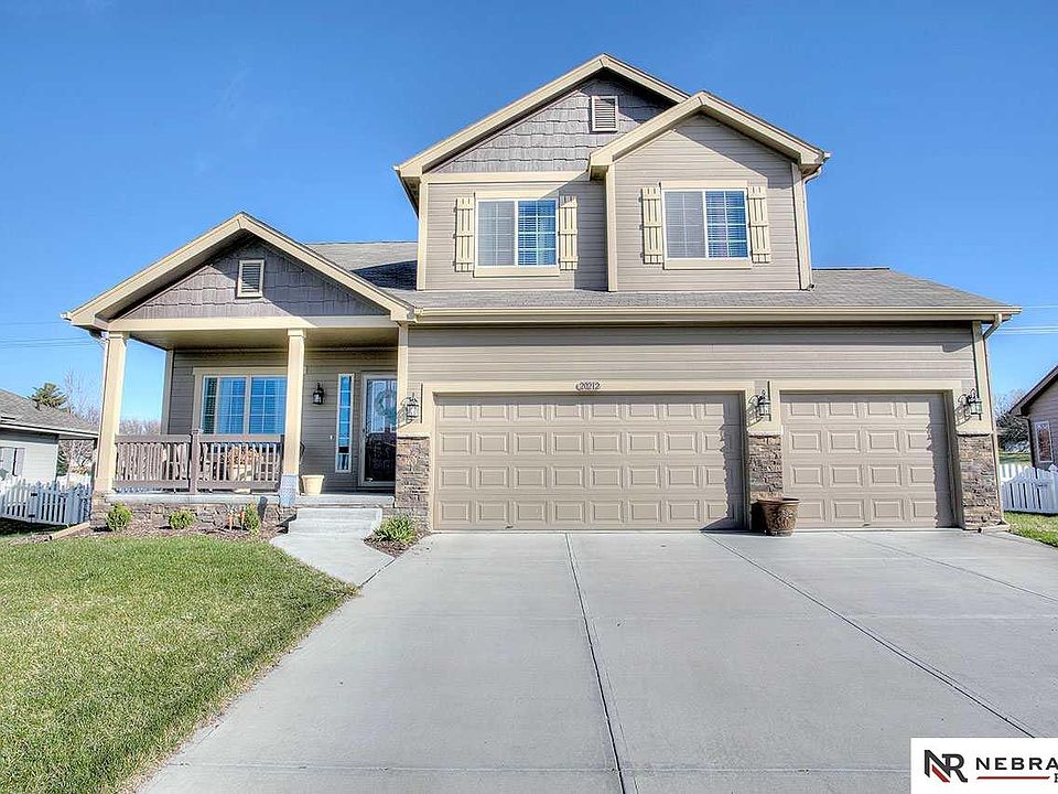 1st image of 20212 Crystal Ave