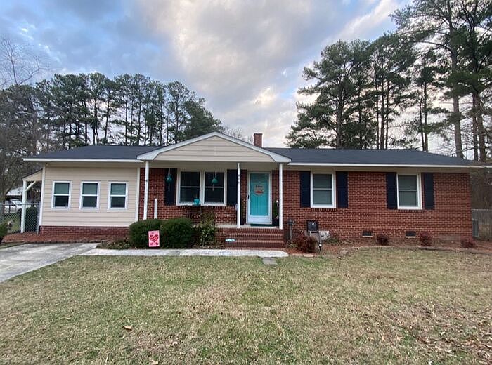 1st image of 611 E Donaldson Ave