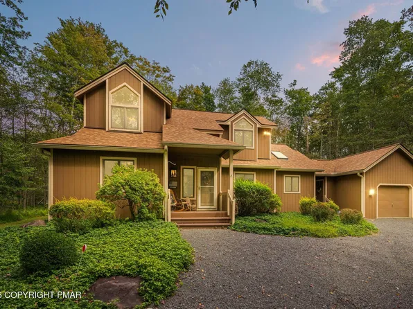 126 Outpost Way, Pocono Pines, PA 18350