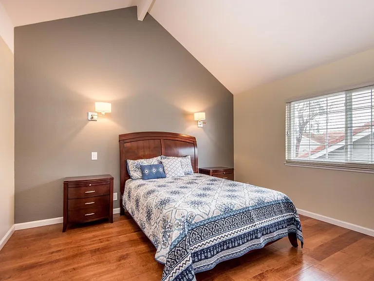 5695 Seifert Ave — Photo 8