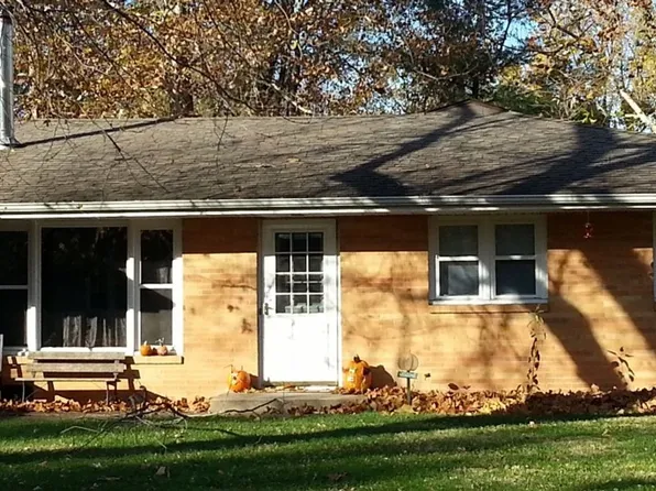 1809 Shadowlawn Dr, Champaign, IL 61820