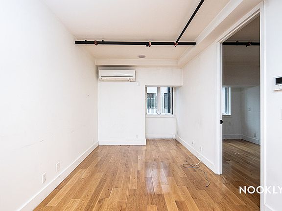 2nd image of 783 Knickerbocker Ave #211