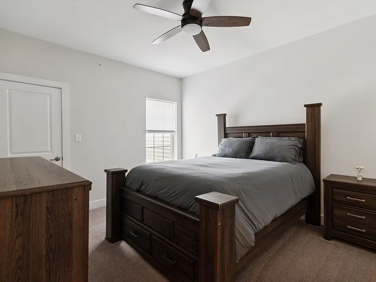 155 Livingston Ln — Photo 24