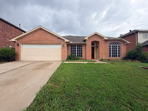 1023 Bonanza Dr Photo 1