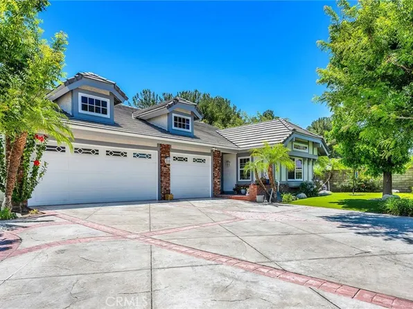 23402 Lane Ct, Santa Clarita, CA 91354