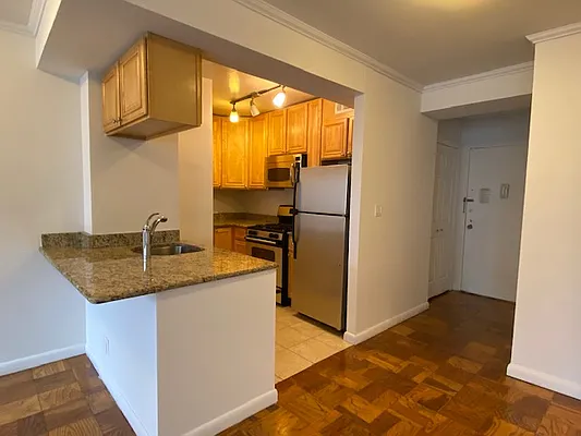 Rented by REAL New York | media 10