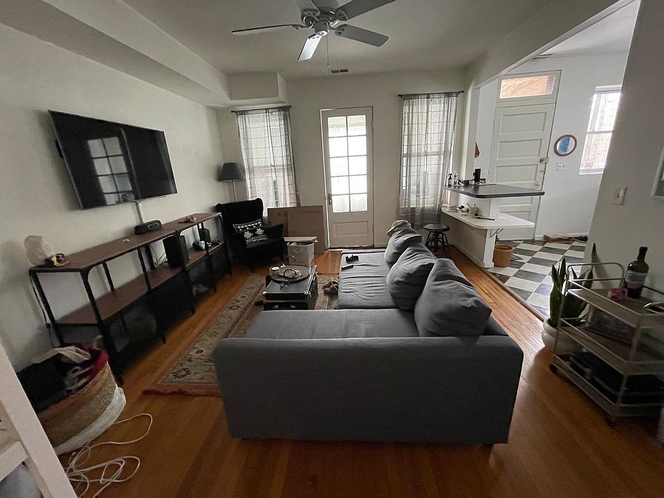 1st image of 1519 W Olive Ave #4A
