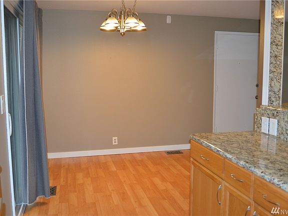 4th image of 701 23rd St SE