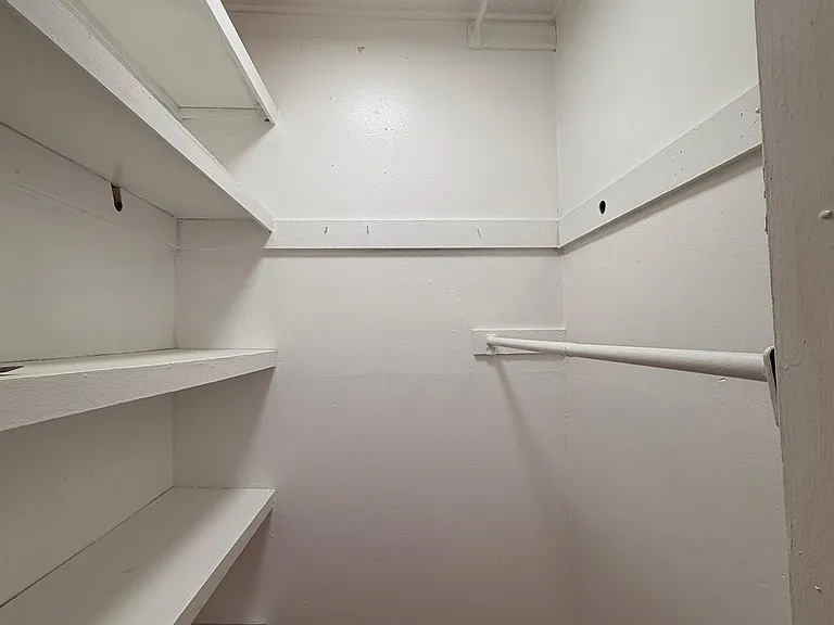 5215 Meadowview Ave — Photo 10