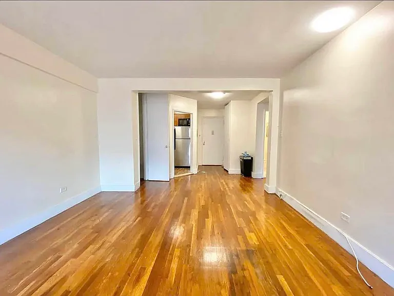 270 Clarkson Ave #303 — Photo 2