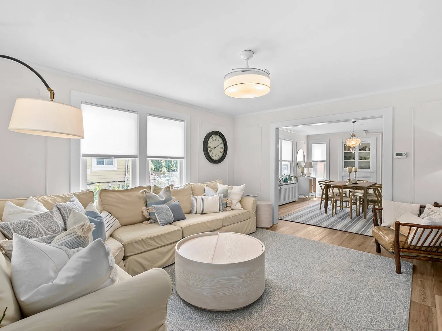 Southampton Village, Ocean Beaches — Photo 2