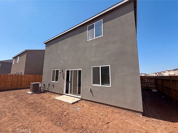 5th image of 4496 Bellaire Ave