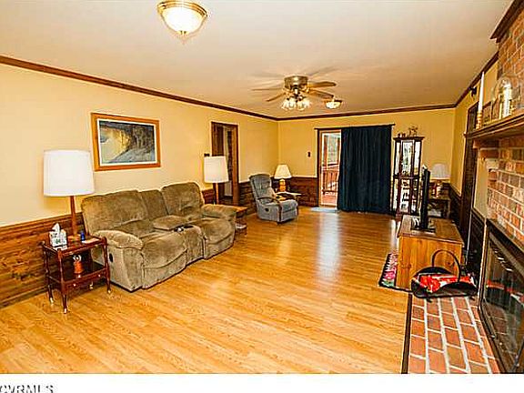3rd image of 10337 Rapidan Way