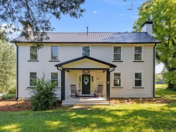 1030 Upper Creek Rd, Vanleer, TN 37181