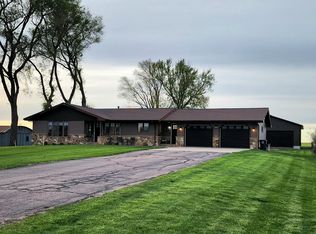 2321 Park St, Sheldon, IA 51201