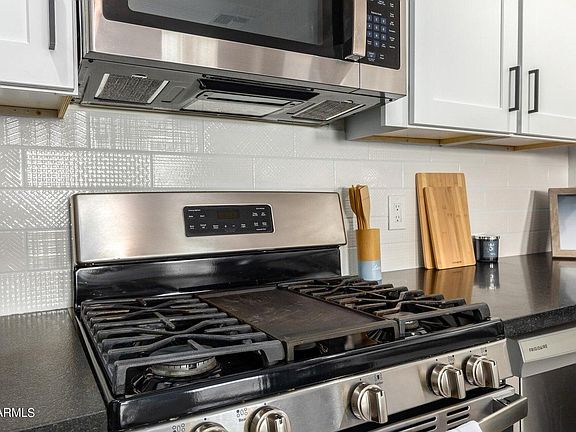 5th image of 310 N 18th Ave #2