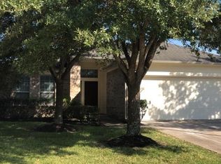 2702 Shallow Falls Ct, Pearland, TX 77584