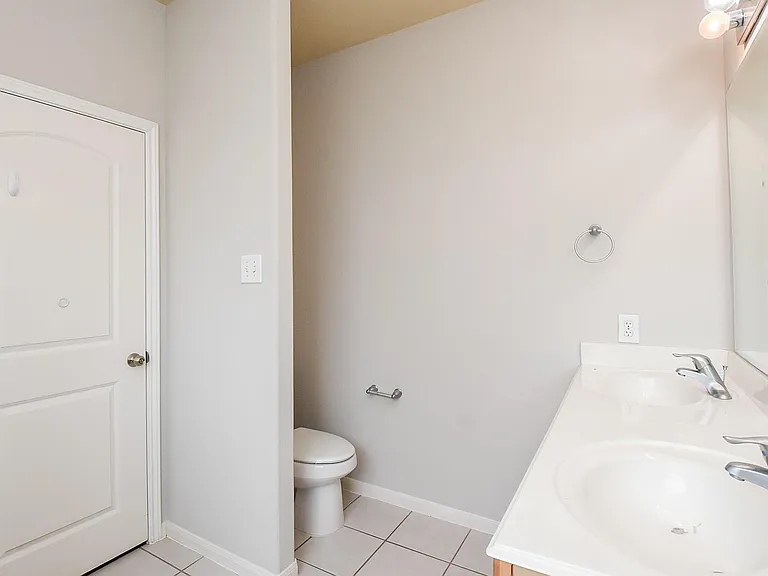 6014 Starbrook Creek Dr — Photo 18