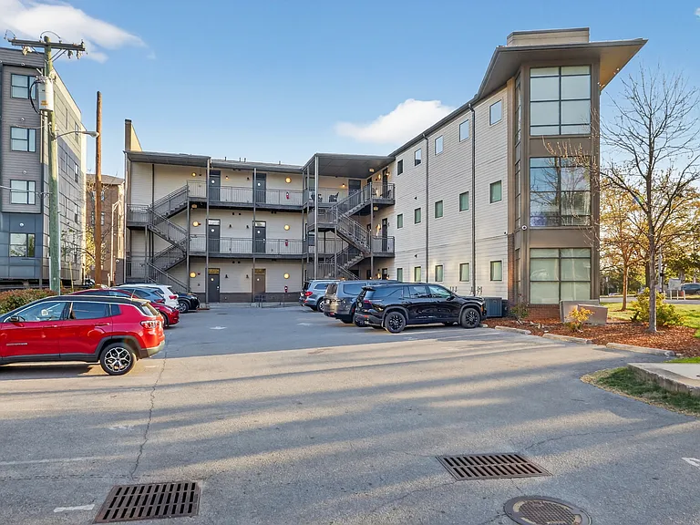 1700 Belcourt Ave #205 — Photo 30