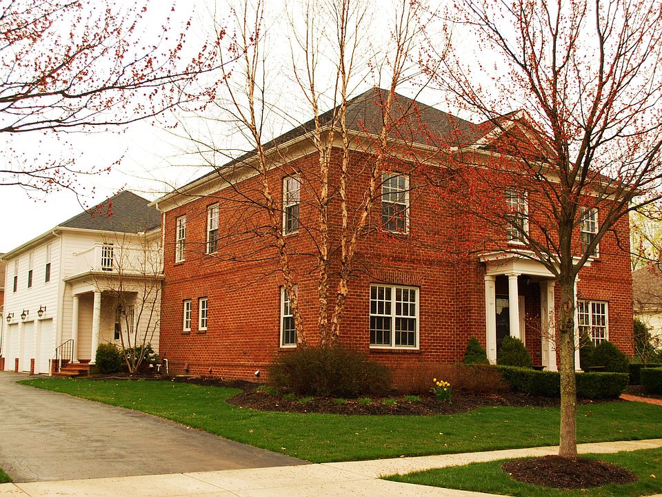 3570 Drayton Hall S.