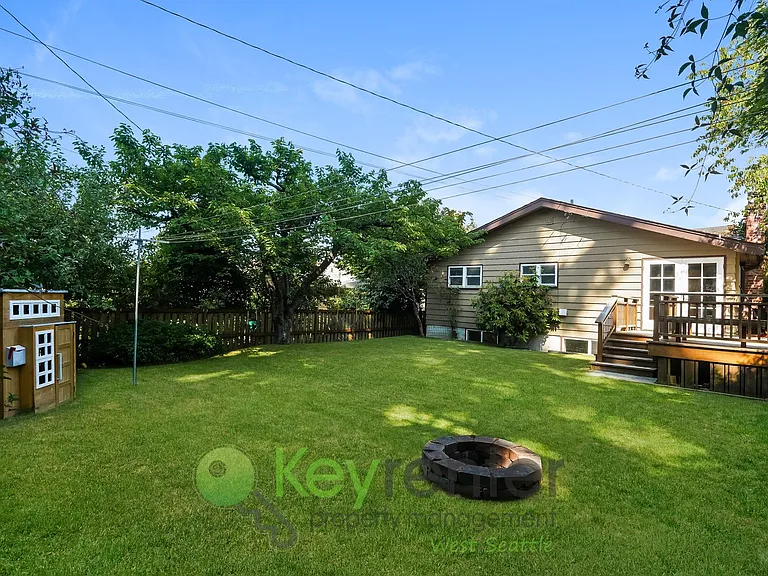 4011 48th Ave SW — Photo 25
