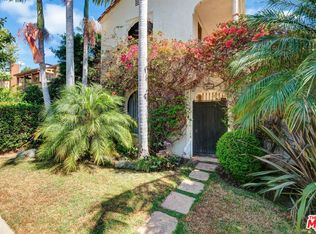 458 Smithwood Dr, Beverly Hills, CA 90212