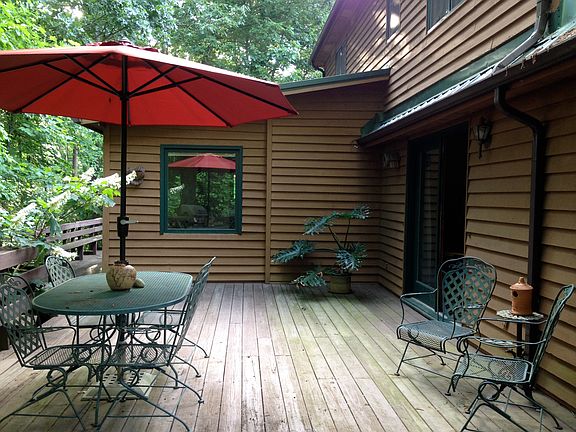 entertain outdoors