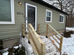 1015 E 41st Pl, Gary, IN