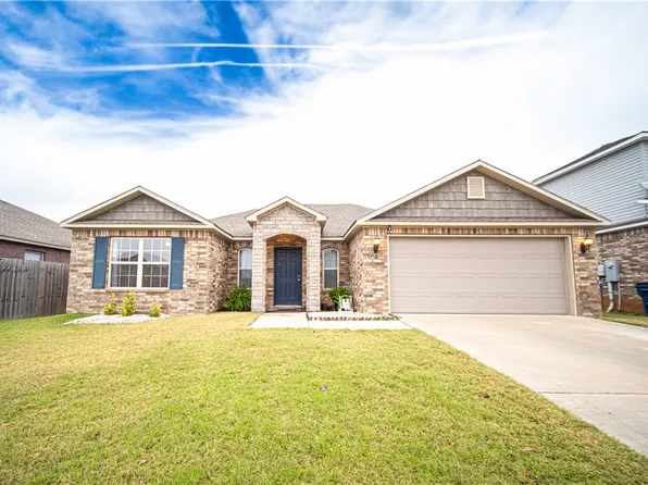 4208 SW Comstock Ave, Bentonville, AR 72712
