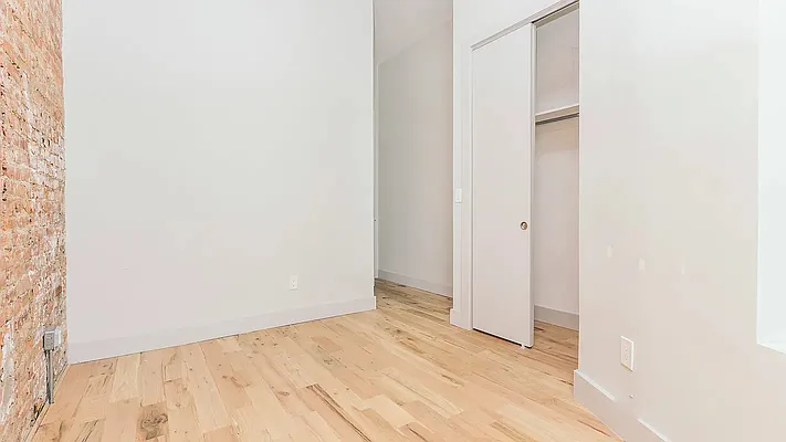 Rented by The Property Firm | media 14