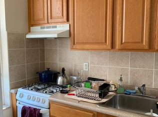 136 Chestnut St, Rutherford, NJ 07070